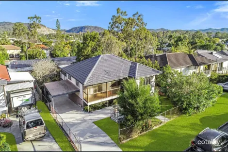 Property photo of 11 Conlo Crescent Ferny Hills QLD 4055