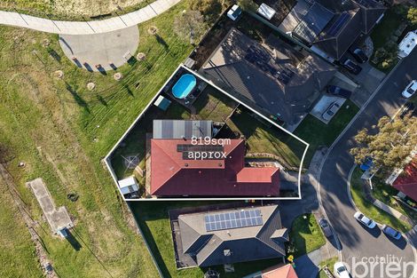 26 GREENOCK CRES, CRANBOURNE EAST, VIC 3977