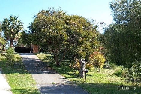 25 Hickory Rd, Quinns Rocks, WA 6030