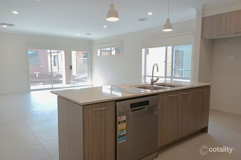 Property photo of 11 Aspire Street Tarneit VIC 3029