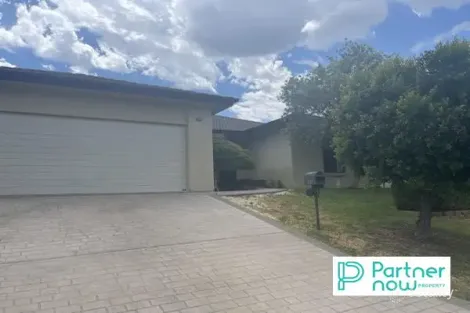 11 Woodside Rd, East Tamworth, NSW 2340