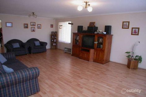 Property photo of 2 James Court Parafield Gardens SA 5107