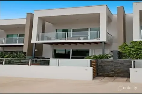 Property photo of 4 Tarni Court New Port SA 5015