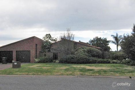 4 Merion Ct, West Lakes, SA 5021