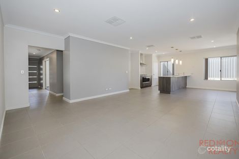 Property photo of 26 Cosmia Grove Jindalee WA 6036