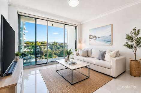 710/20 Labrador St, Labrador, QLD 4215