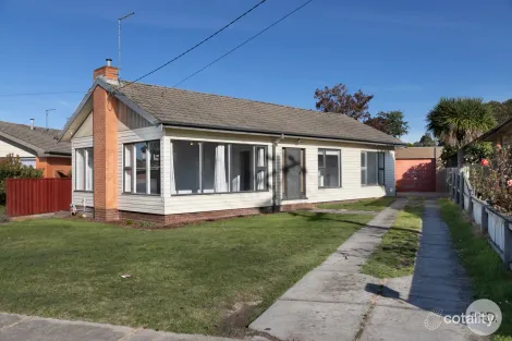 1117 Grevillea Rd, Wendouree, VIC 3355