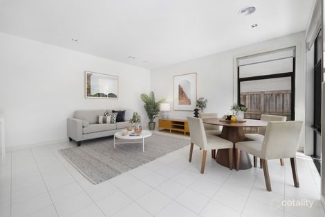 Property photo of 10 Rathdowne Way Mulgrave VIC 3170