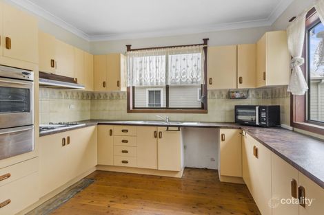 Property photo of 19 George Avenue Bulli NSW 2516