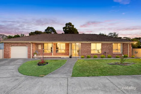 4 Kentucky Ct, Delacombe, VIC 3356