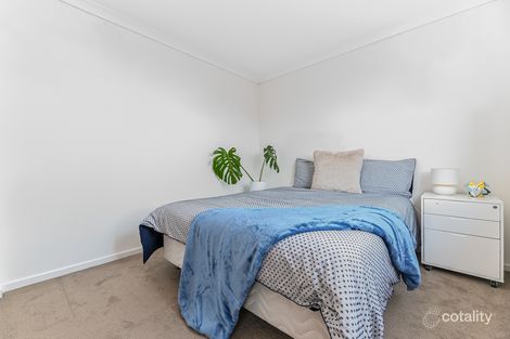 Property photo of 6 Mercury Road Cranbourne East VIC 3977