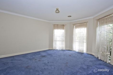 Property photo of 4 Bishop Close Tarneit VIC 3029