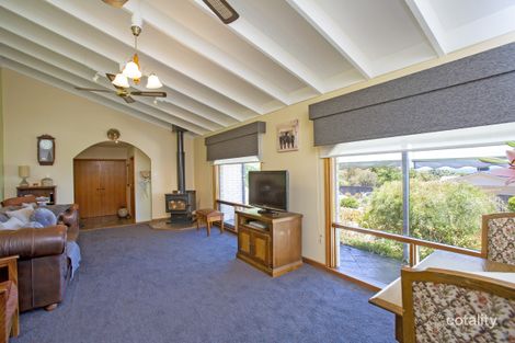 Property photo of 2 Medway Street Hallett Cove SA 5158