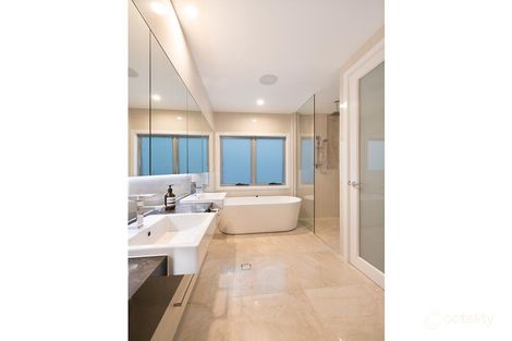 Property photo of 14 Munce Place Cannon Hill QLD 4170