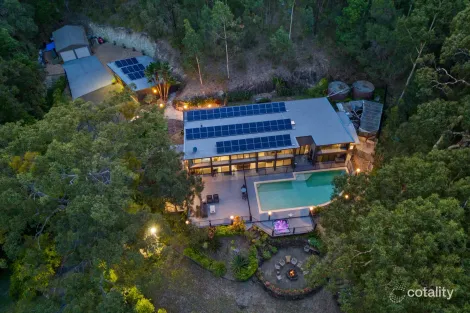 Property photo of 76 Aylesham Drive Bonogin QLD 4213