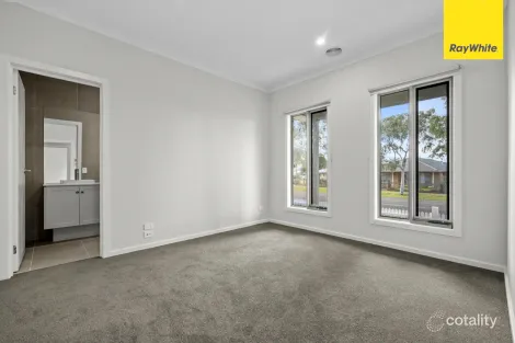 Property photo of 111 St Arnaud Road Eynesbury VIC 3338
