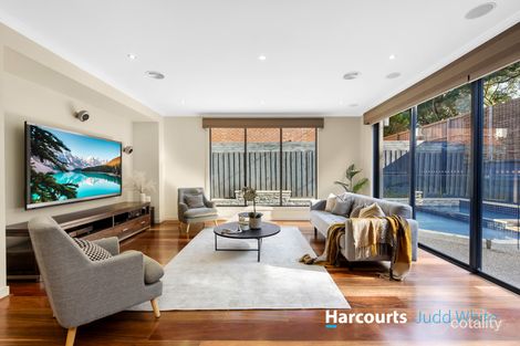 Property photo of 16 Gravillia Grove Wantirna South VIC 3152