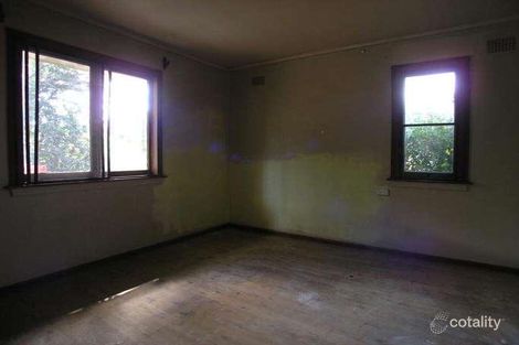 Property photo of 11 Frost Parade Balgownie NSW 2519