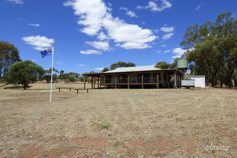 Property photo of 165 River Road West Toodyay WA 6566