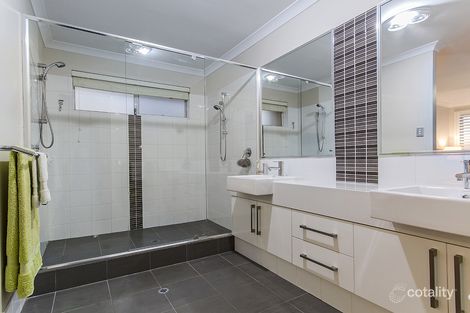 Property photo of 15 Flagstaff Crest Secret Harbour WA 6173