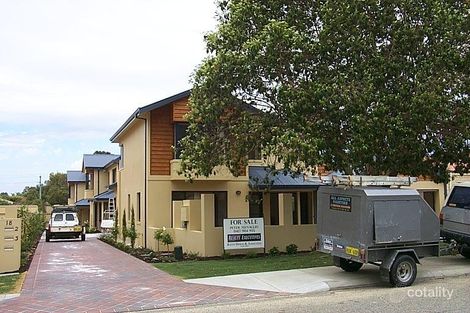 Property photo of 1/18 Hindmarsh Avenue Yokine WA 6060