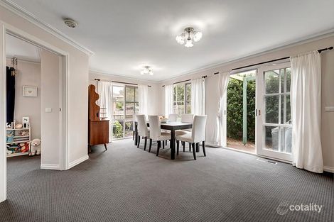 Property photo of 2/4 Quarry Road Mitcham VIC 3132