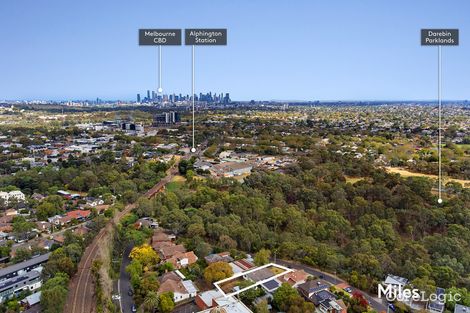 Property photo of 47 Rockbeare Grove Ivanhoe VIC 3079