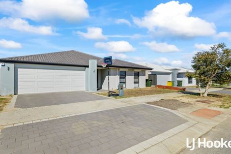 Property photo of 12 Hamsterley Way Hilbert WA 6112