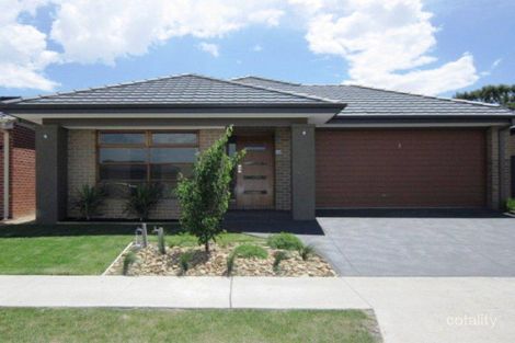 Property photo of 12 Vanin Street Wollert VIC 3750