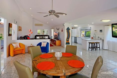Property photo of 2 Blackbutt Court Currimundi QLD 4551
