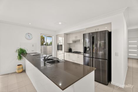 Property photo of 10 Dawes Crescent Urraween QLD 4655