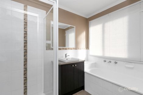 Property photo of 31 Irving Road Pakenham VIC 3810