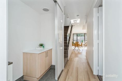 Property photo of 11 Poppy Lane Como WA 6152