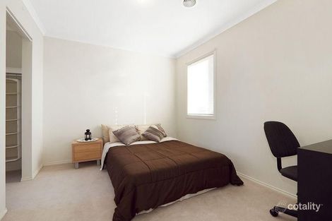 Property photo of 13/18 Tulloch Grove Glen Waverley VIC 3150