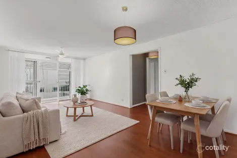Property photo of 2/57 Kitchener Road Ascot QLD 4007