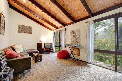 Property photo of 8 Acacia Avenue Tecoma VIC 3160