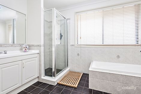 Property photo of 6 Avon Close Albion Park NSW 2527