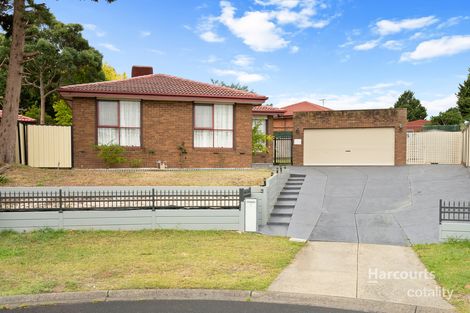 Property photo of 3 Dee Court Endeavour Hills VIC 3802