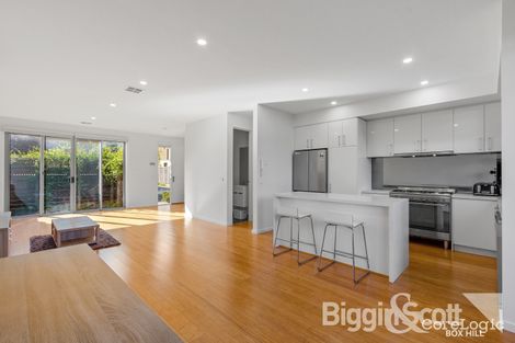 Property photo of 6 Emica Parade Knoxfield VIC 3180