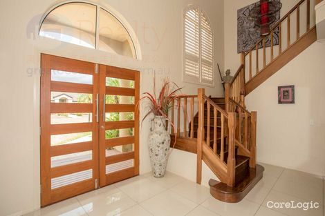 Property photo of 7 Champagne Boulevard Helensvale QLD 4212