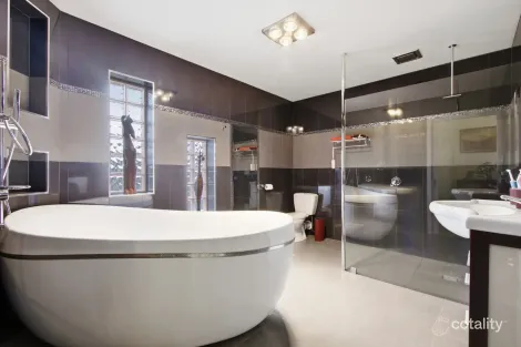 Property photo of 65 Freemans Road Traralgon VIC 3844