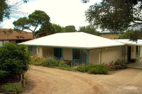 22 Fern Gr, Rye, VIC 3941