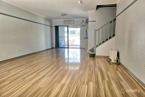 Property photo of 11/27-31 Windermere Avenue Northmead NSW 2152