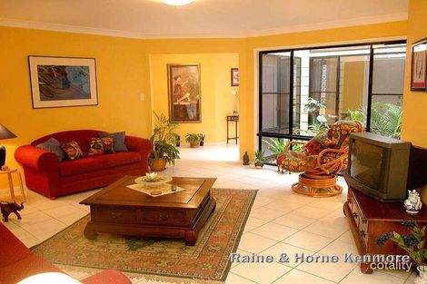 15 Beaufort Cres, Moggill, QLD 4070