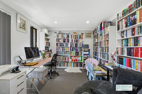 Property photo of 27 Tulipwood Crescent Oxley Vale NSW 2340