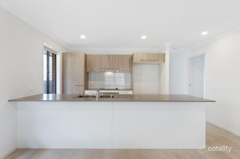 Property photo of 5 Jacaranda Close Ellen Grove QLD 4078