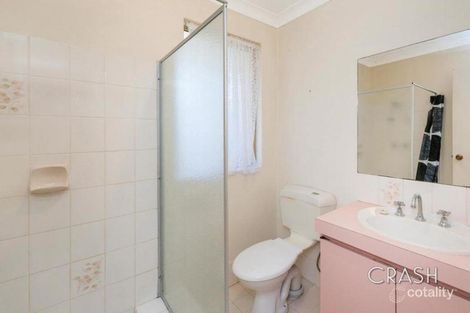 Property photo of 25 Portmarnock Circle Halls Head WA 6210