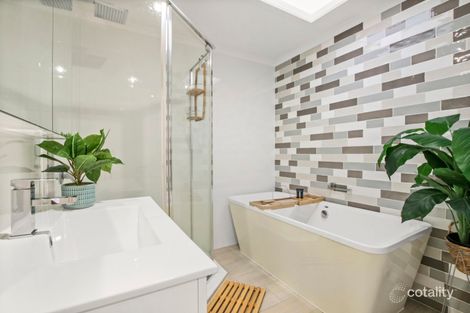 Property photo of 2/5 Caldwell Street Golden Beach QLD 4551