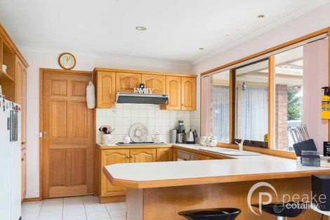 Property photo of 2A The Dell Narre Warren North VIC 3804