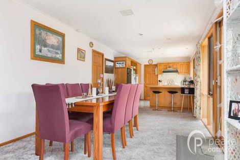 Property photo of 2A The Dell Narre Warren North VIC 3804